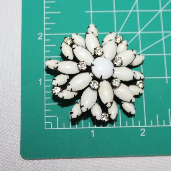 Vintage Milk Glass and Rhinestone Brooch - Picture 5 of 6